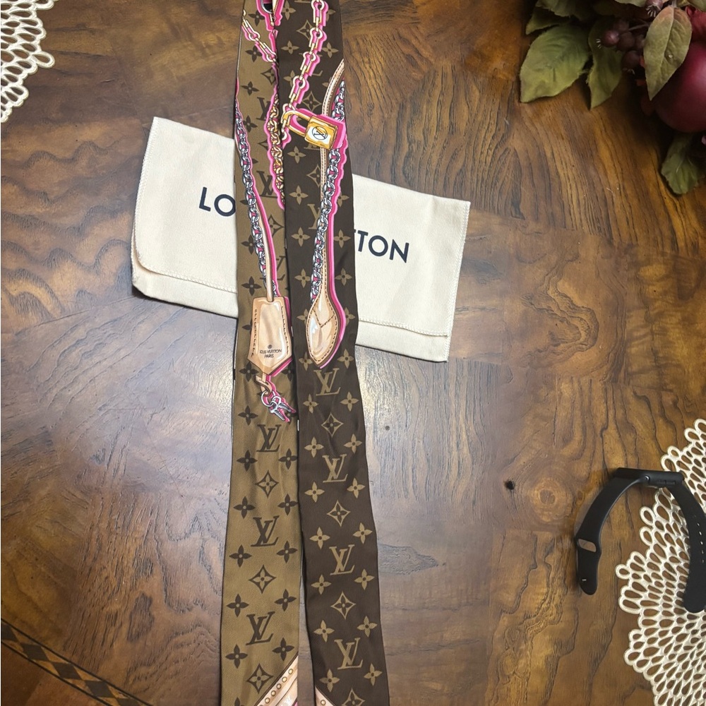 Louis Vuitton Black and Brown Monogram Bandeau bb